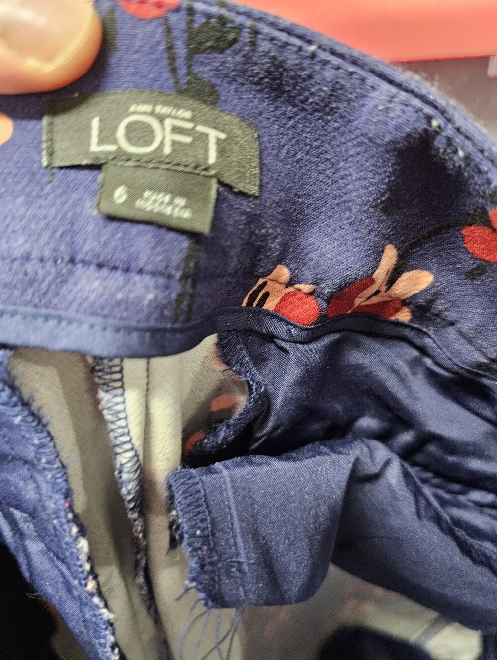 LOFT size 6 Poppy Print pants